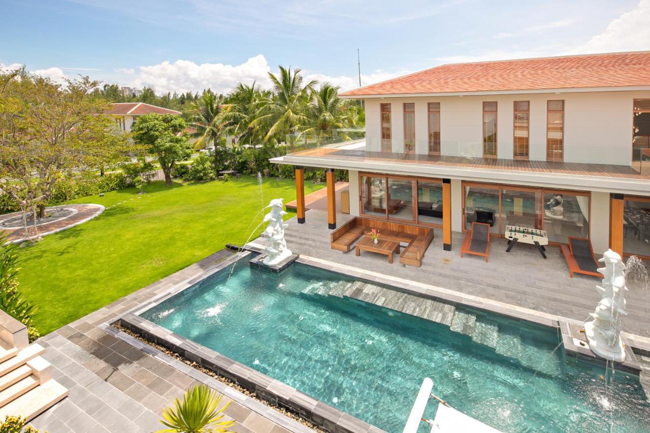 Deluxe Beach Villas By Danatrip Da Nang Luaran gambar