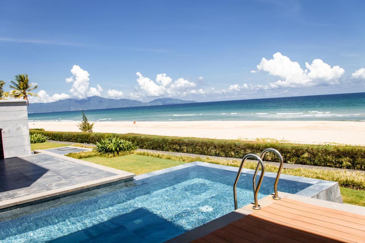 Deluxe Beach Villas By Danatrip Da Nang Luaran gambar