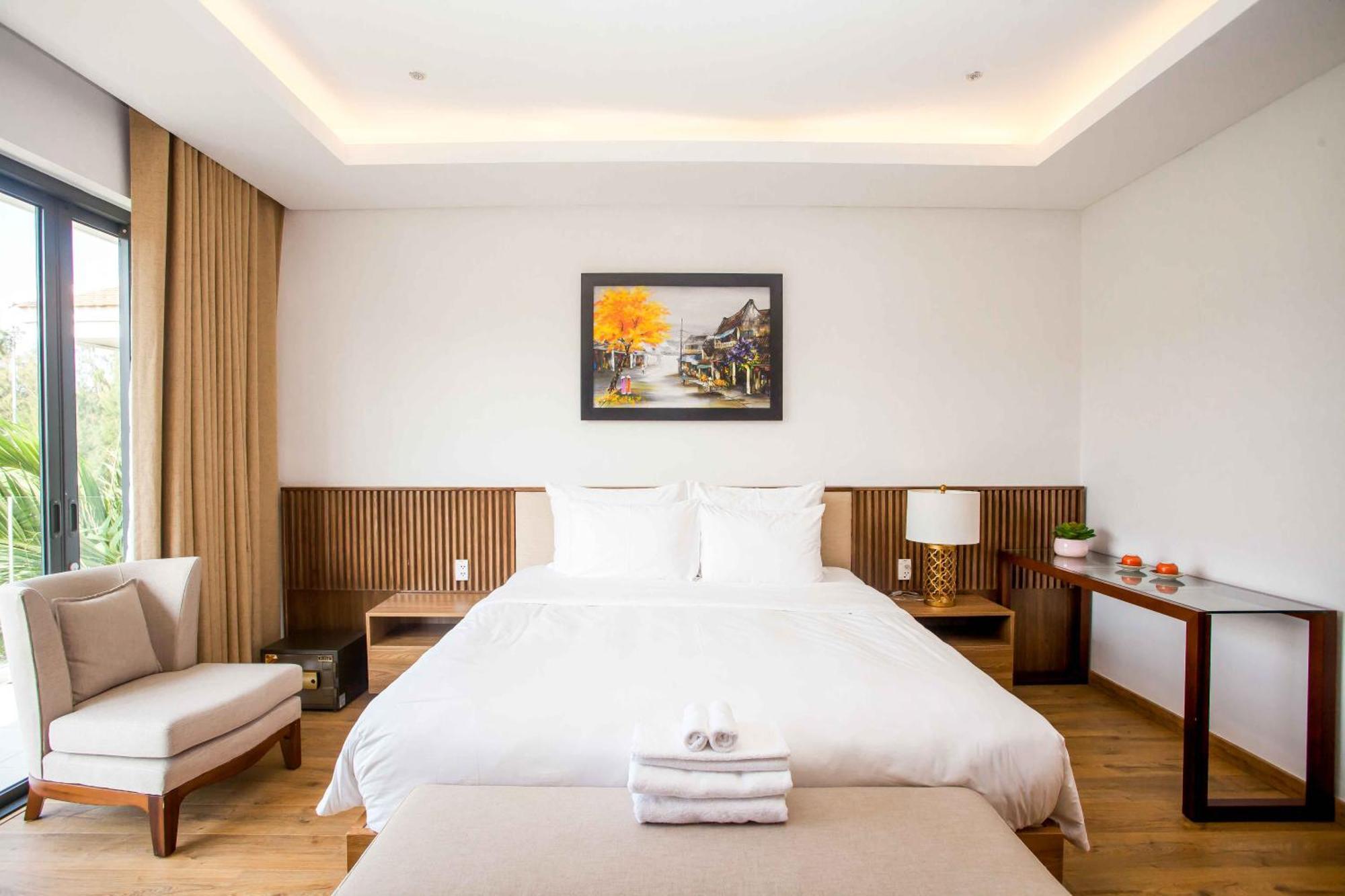 Deluxe Beach Villas By Danatrip Da Nang Bilik gambar